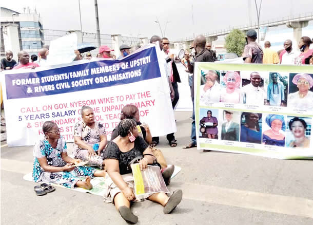 Teachers protest five year unpaid salaries in Rivers State